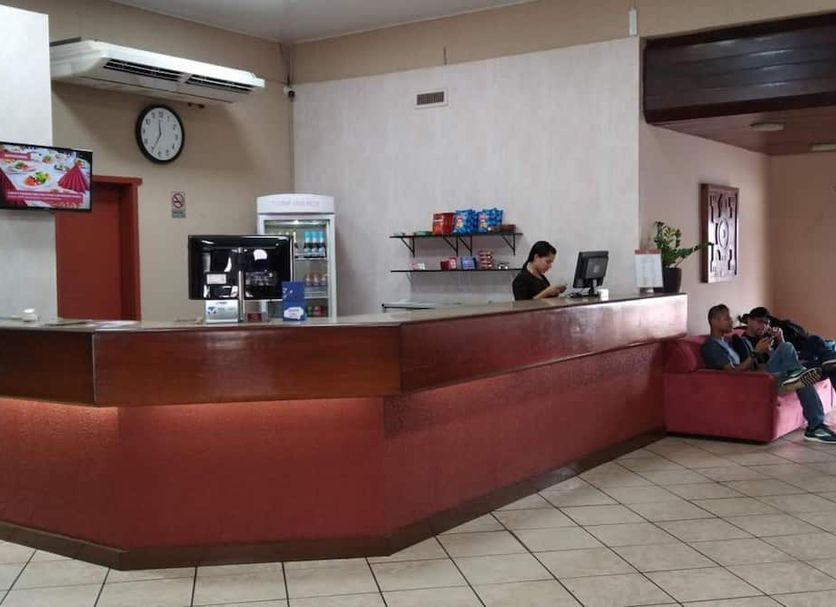 フロントデスク 写真