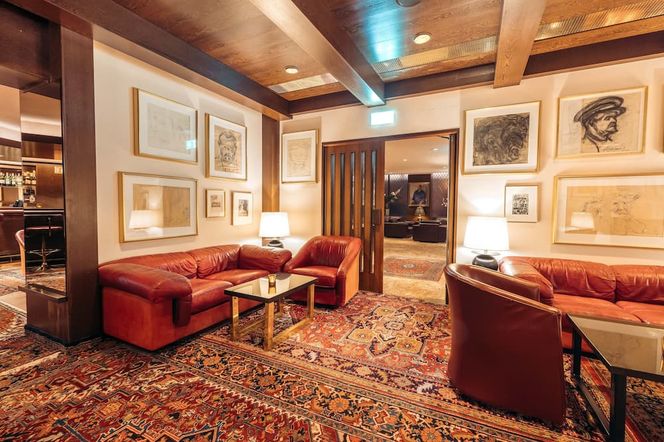 ホテル ホールト