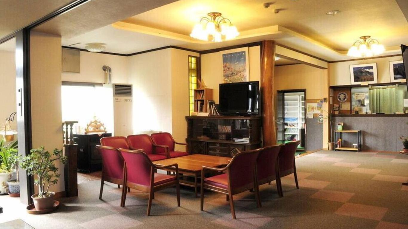 村のhotel 信屋