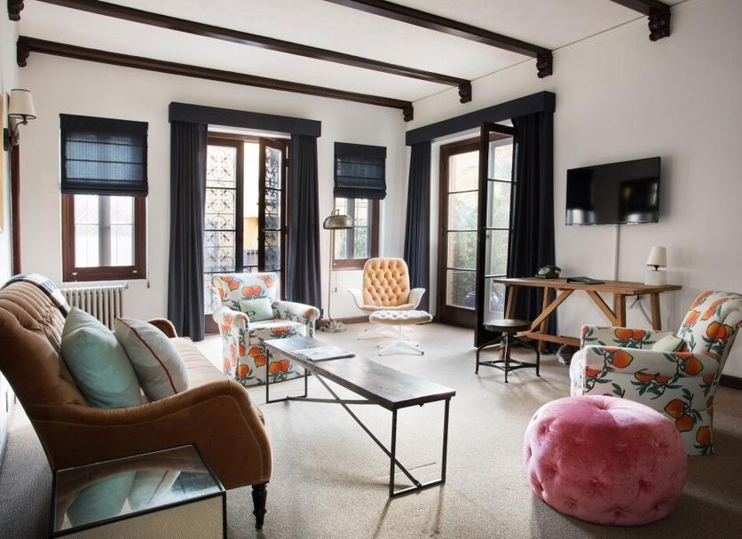 リビングルーム 写真