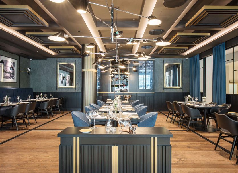 レストラン 写真