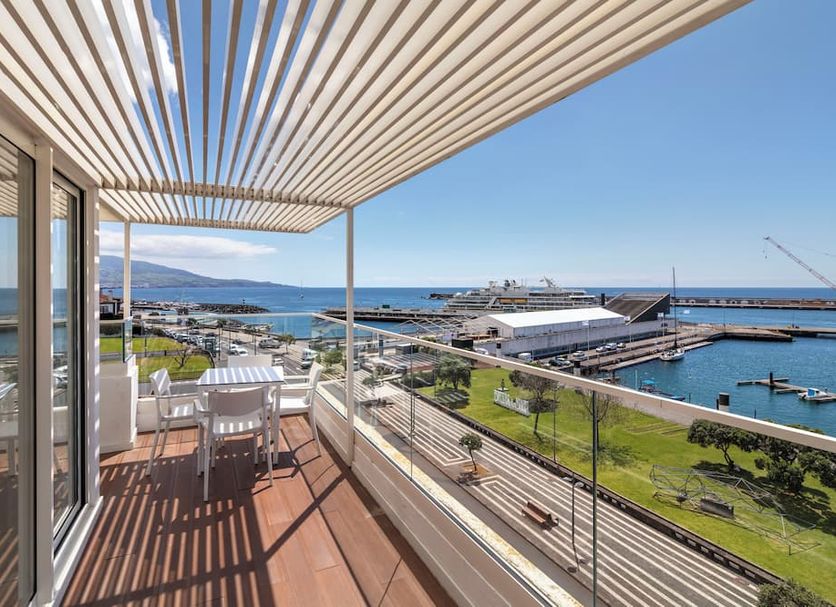 バルコニー 写真