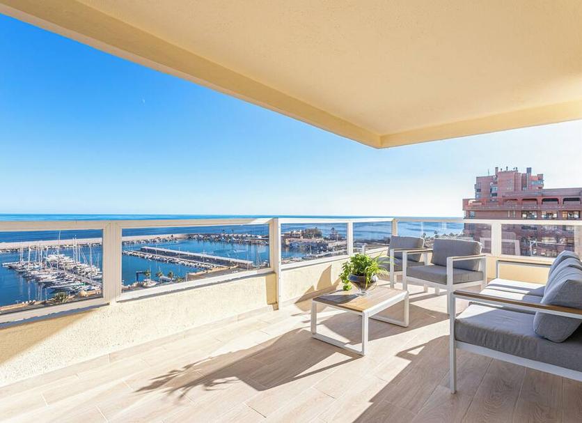 バルコニー 写真