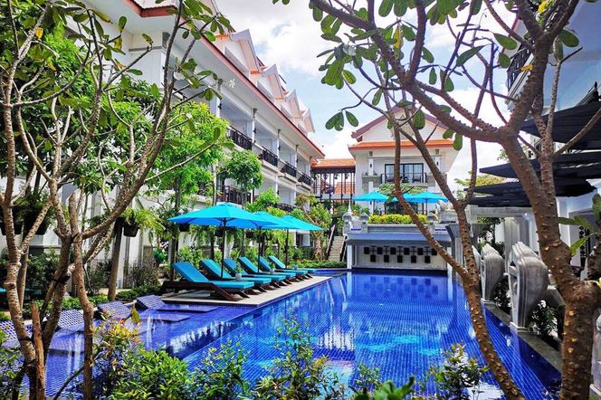 クメール マンション レジデンス