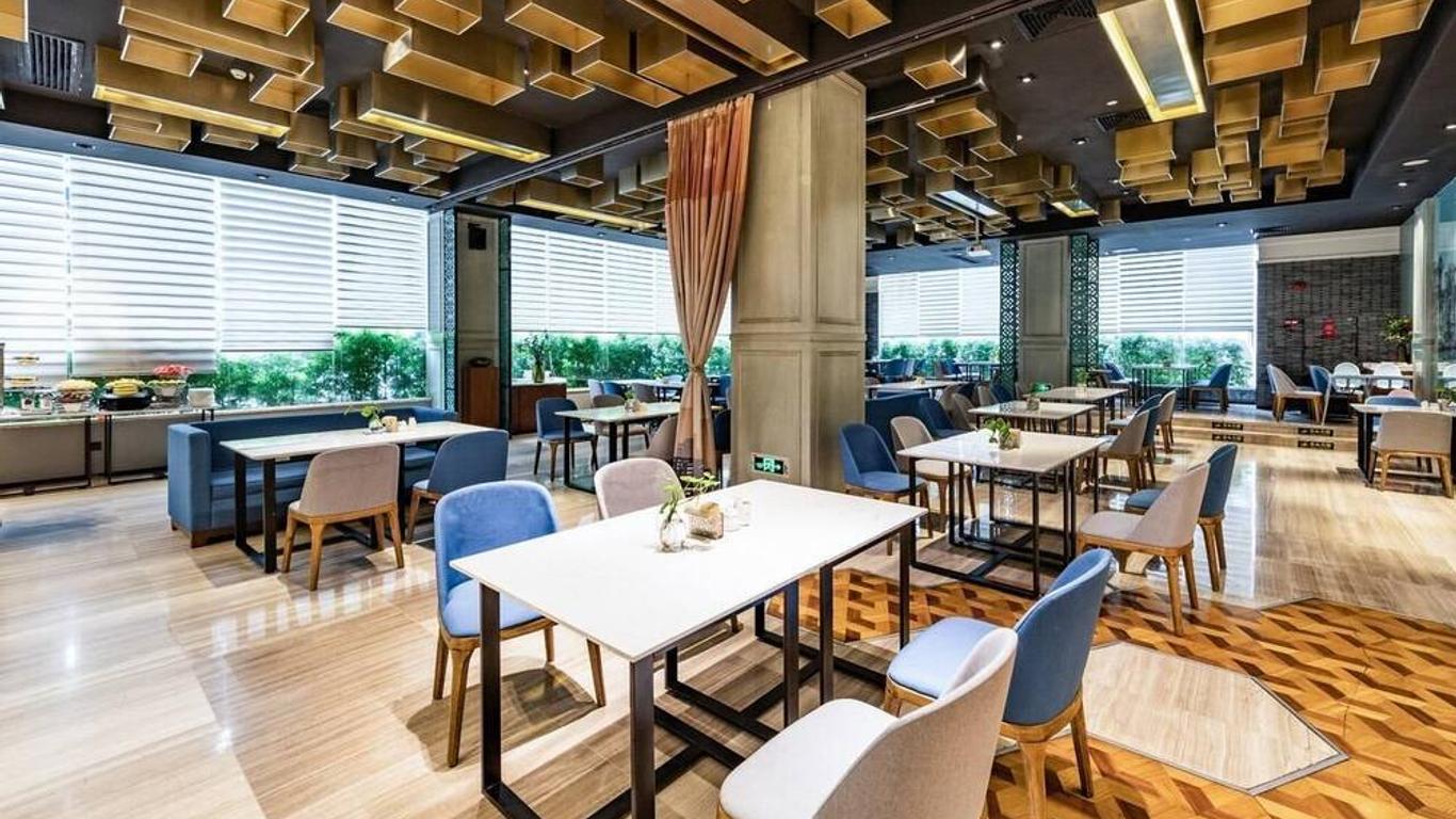 アトゥール ホテル ティェンホー広州 (广州天河亚朵酒店)
