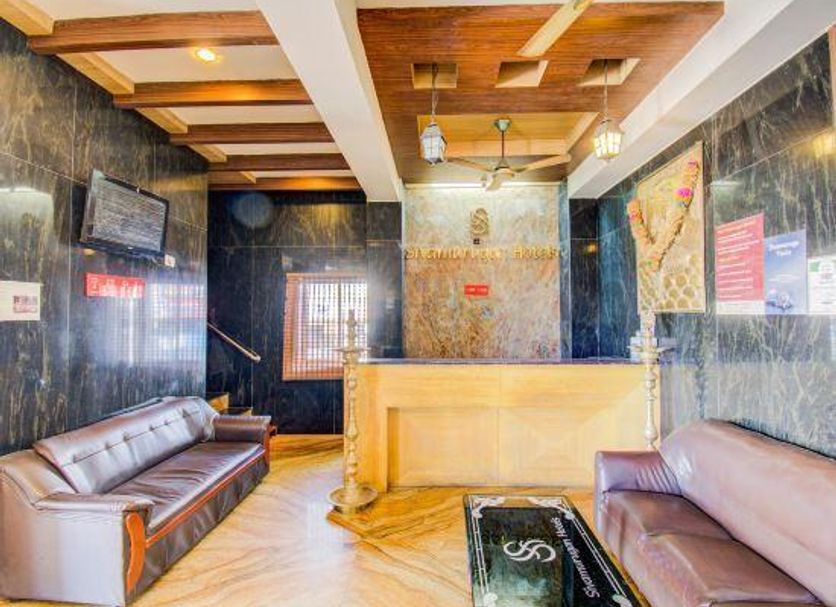 フロントデスク 写真