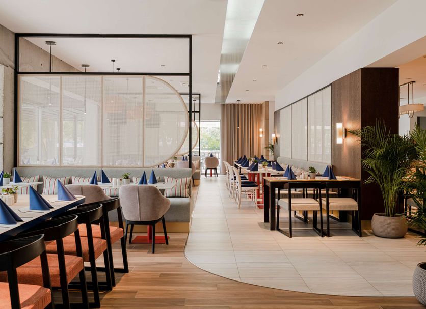 レストラン 写真