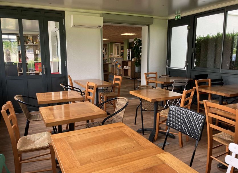 レストラン 写真