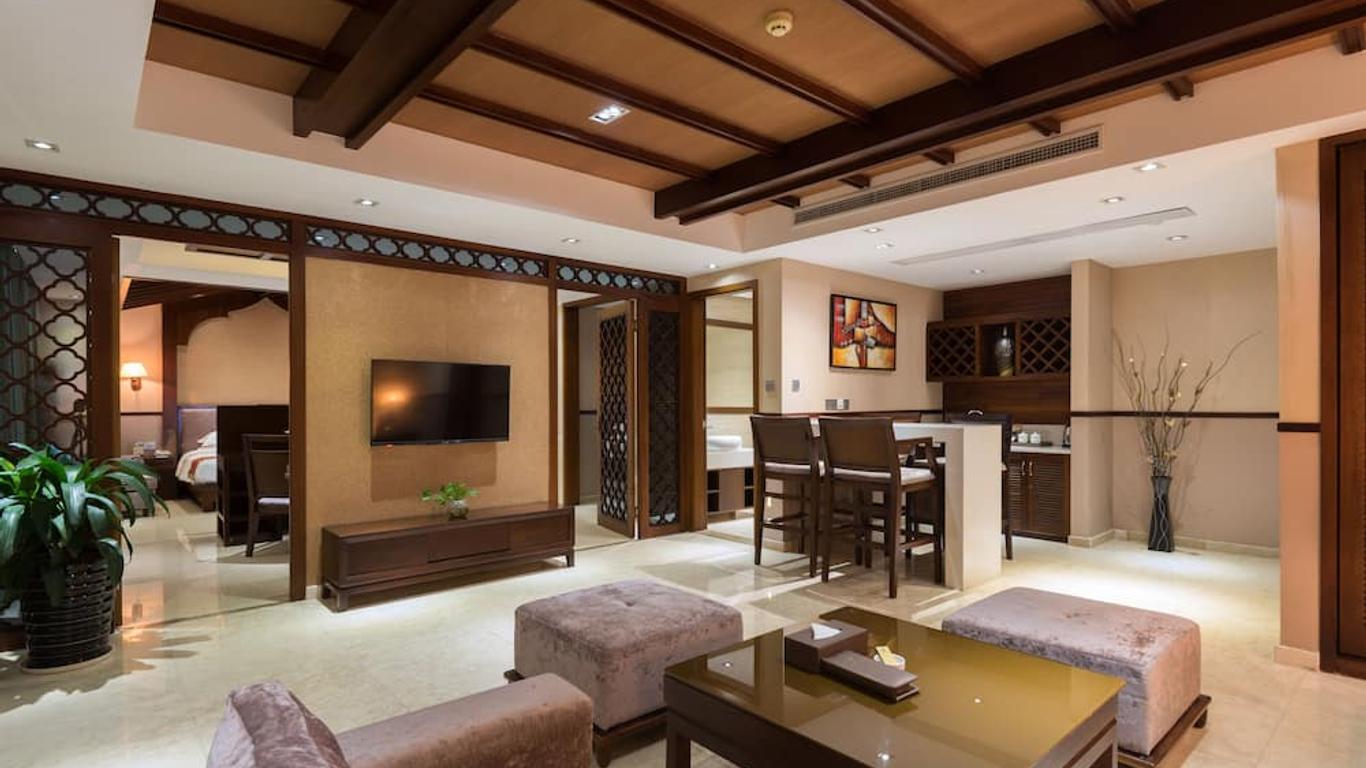 グランド メトロパーク ベイ ホテル三亜 (三亚海湾维景国际大酒店)