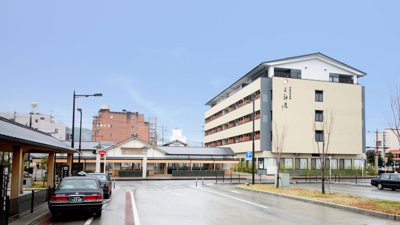 伊勢外宮参道 伊勢神泉