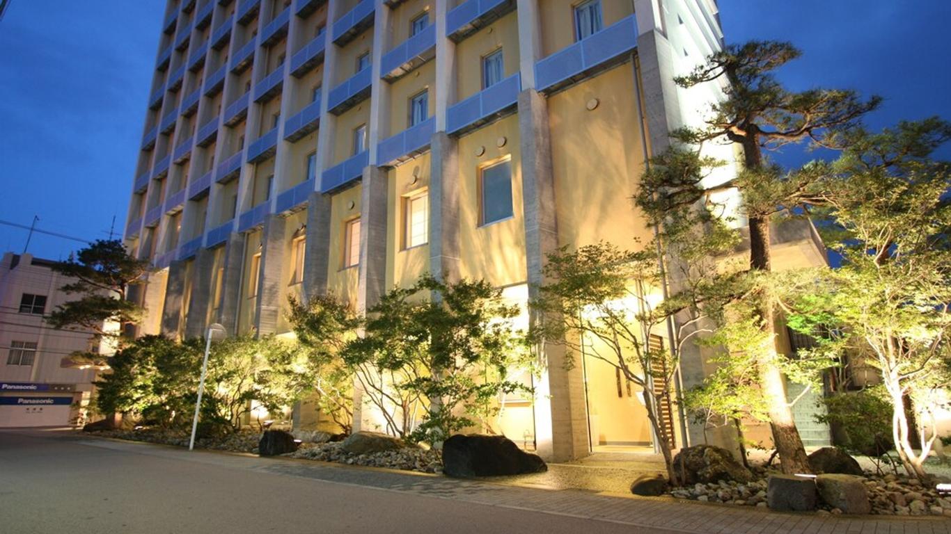 魚津マンテンホテル駅前