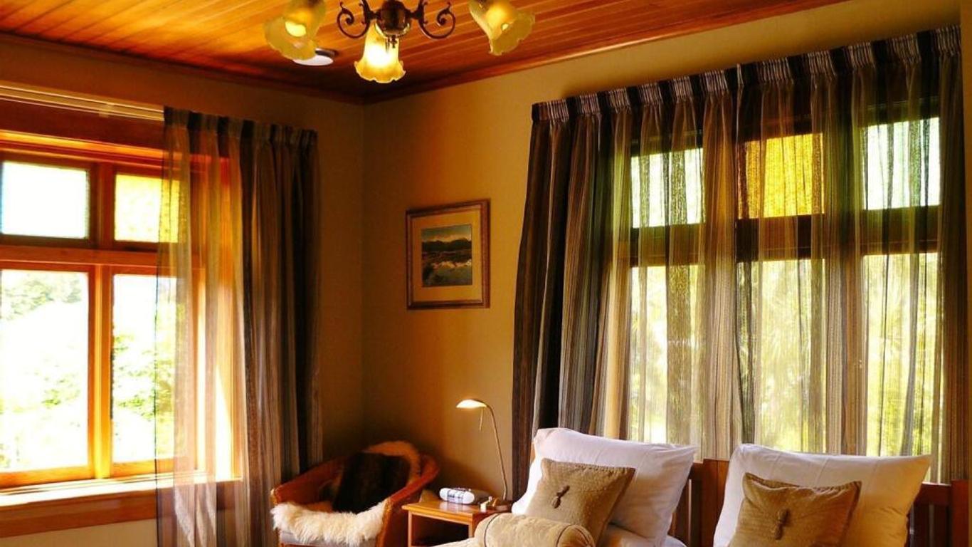 ホーリー ホームステッド B&B