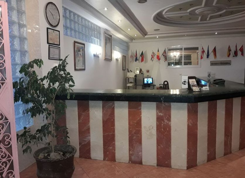 フロントデスク 写真