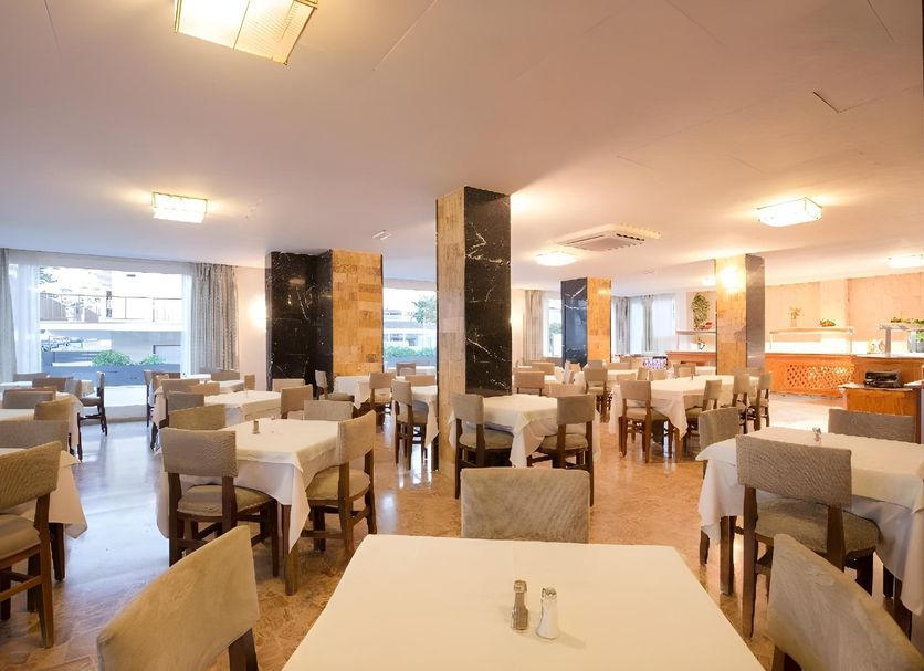 レストラン 写真