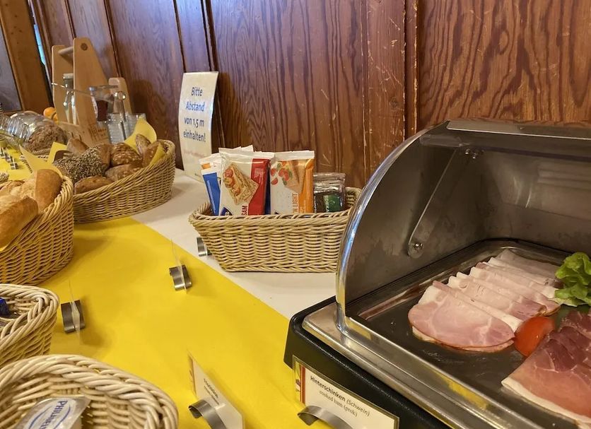 ビュッフェ 写真