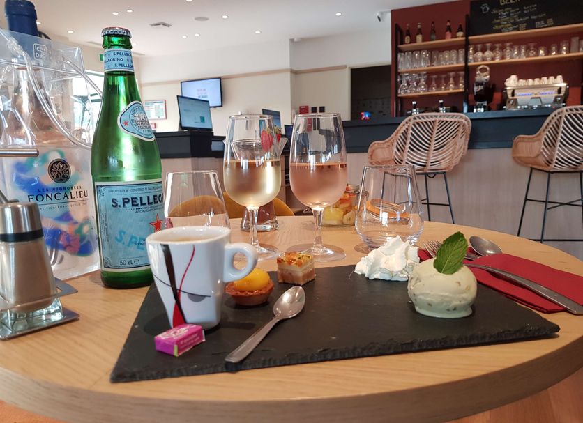 レストラン 写真