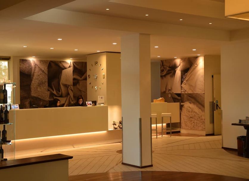 フロントデスク 写真