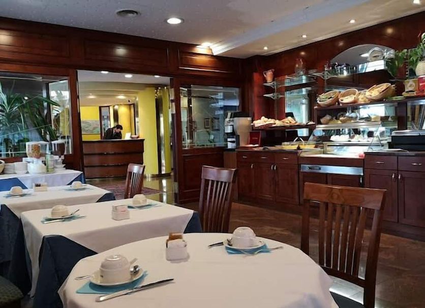 レストラン 写真