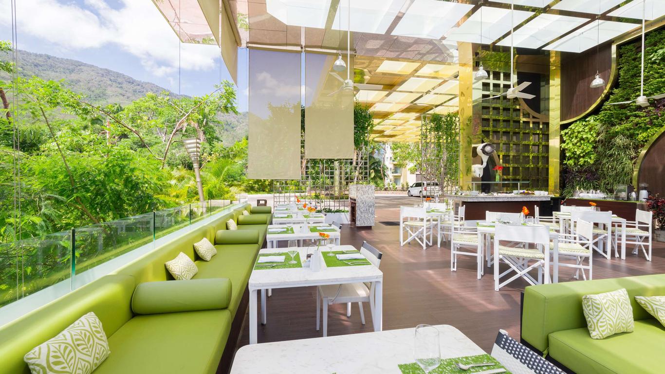 Hotel Mousai プエルト バジャルタ