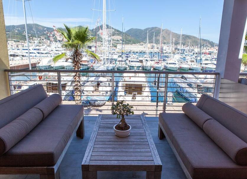 バルコニー 写真