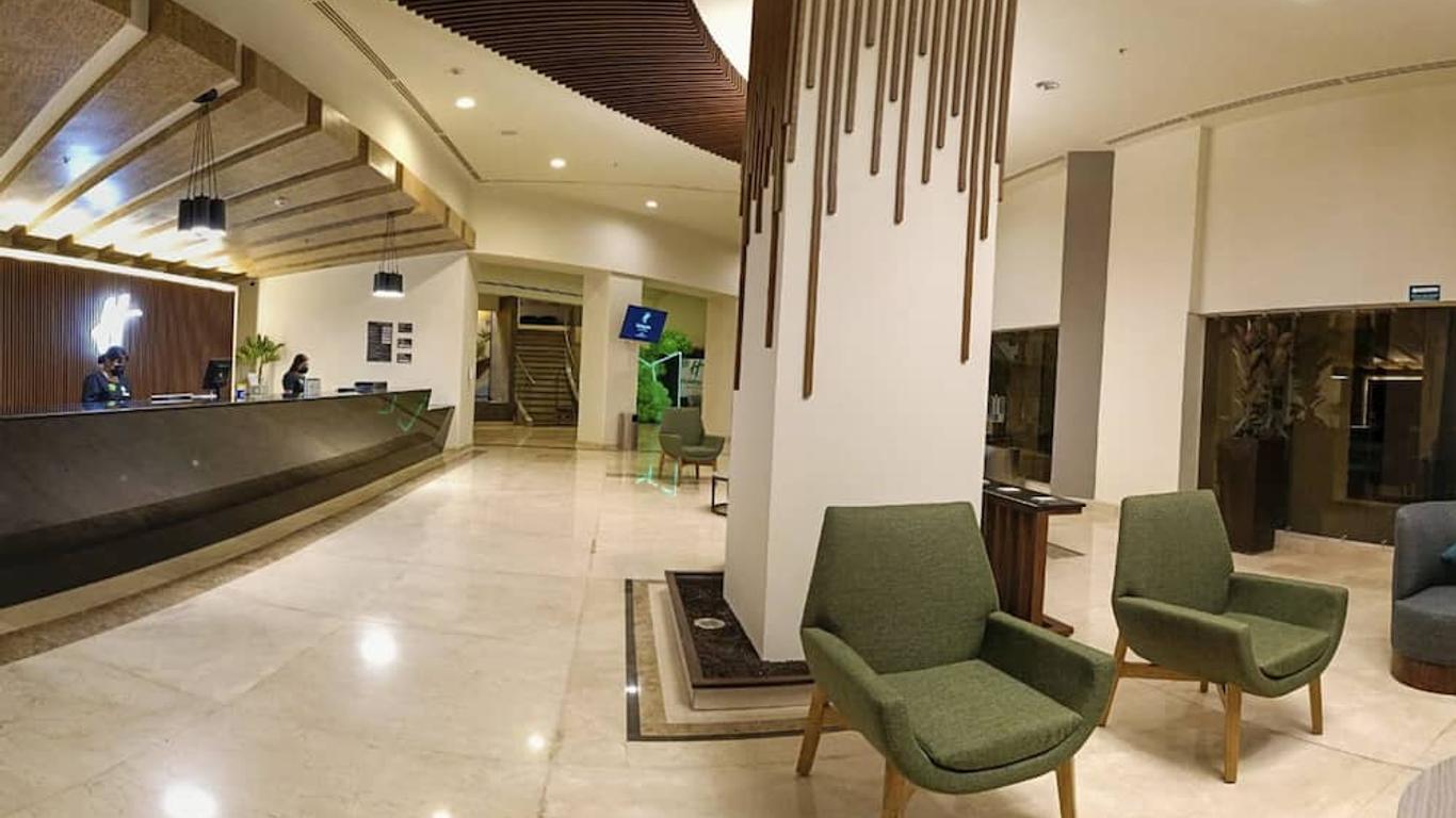 ホリデイ イン トゥクスパン - コンベンション センター バイ IHG