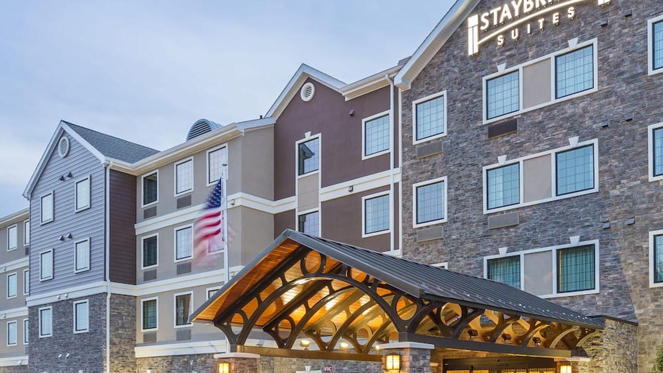 ステイブリッジ スイーツ カントン アン IHG ホテル