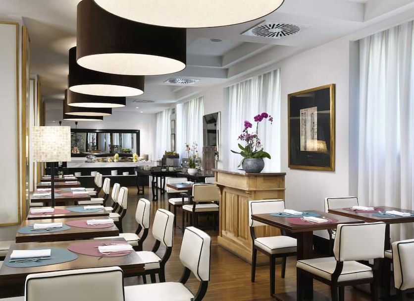 レストラン 写真