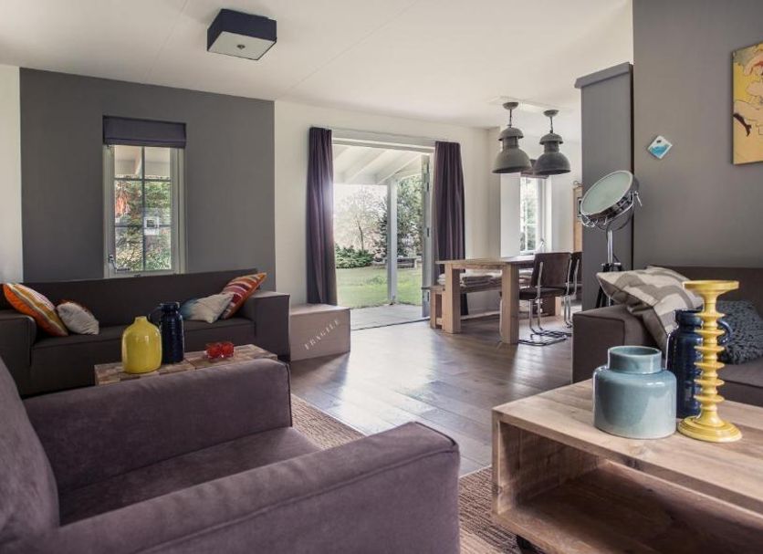 リビングルーム 写真