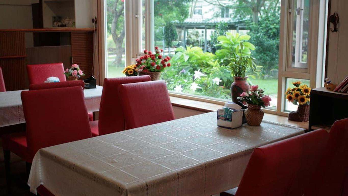 イーシンガーデン B&B (逸心園民宿)