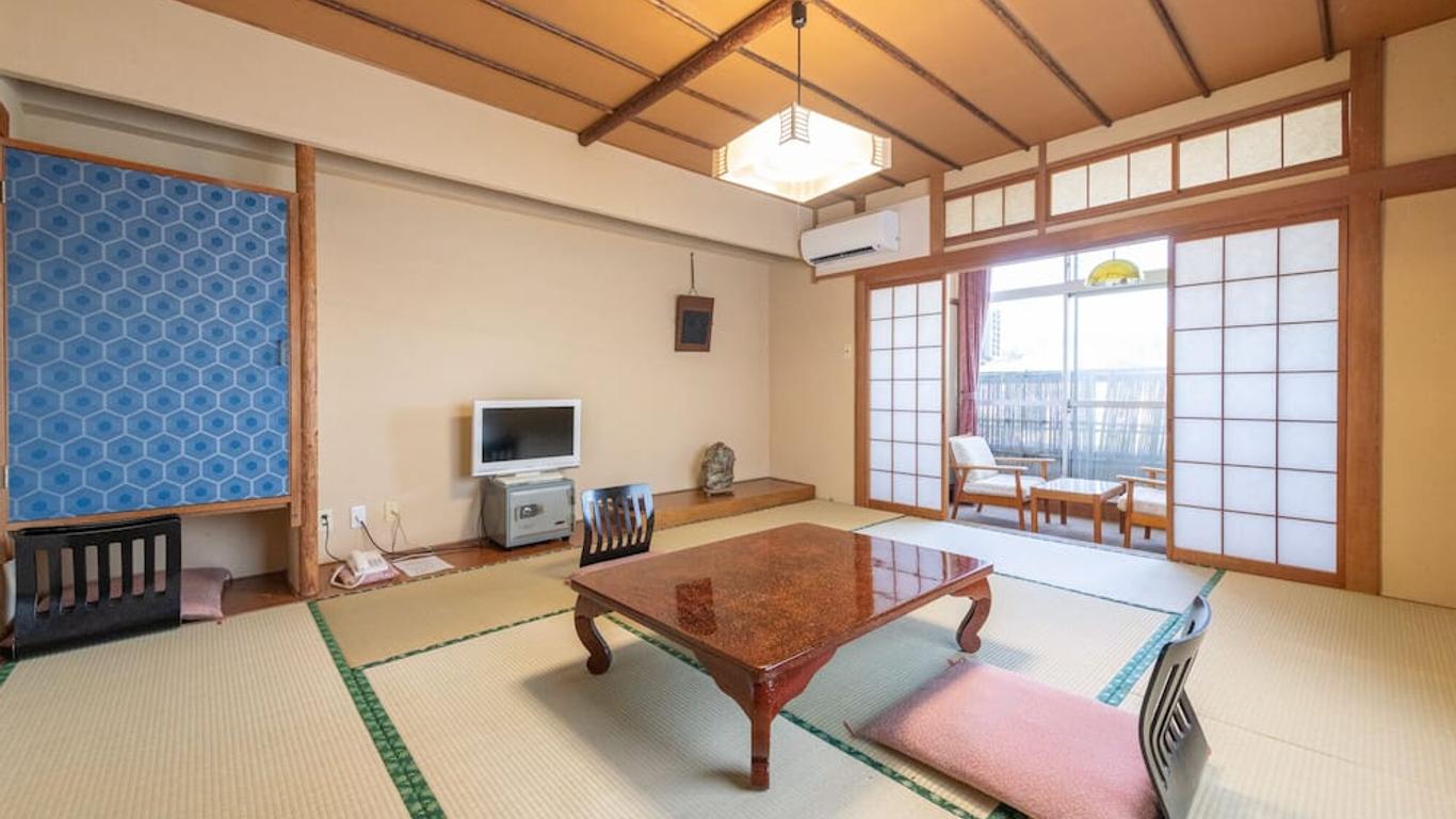 ホテル志い屋