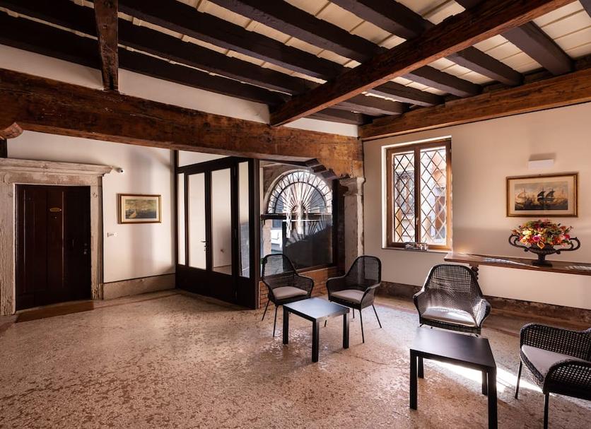 リビングルーム 写真