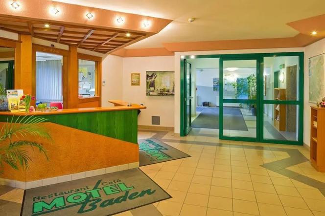 モーテル バーデン