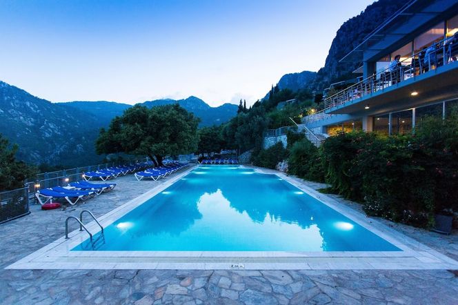 ロリーマ リゾート ホテル