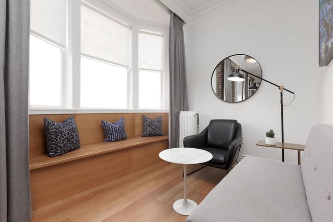 ビクトリアン ホテル