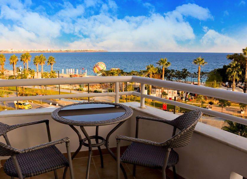 バルコニー 写真