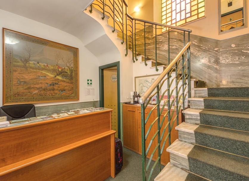 フロントデスク 写真