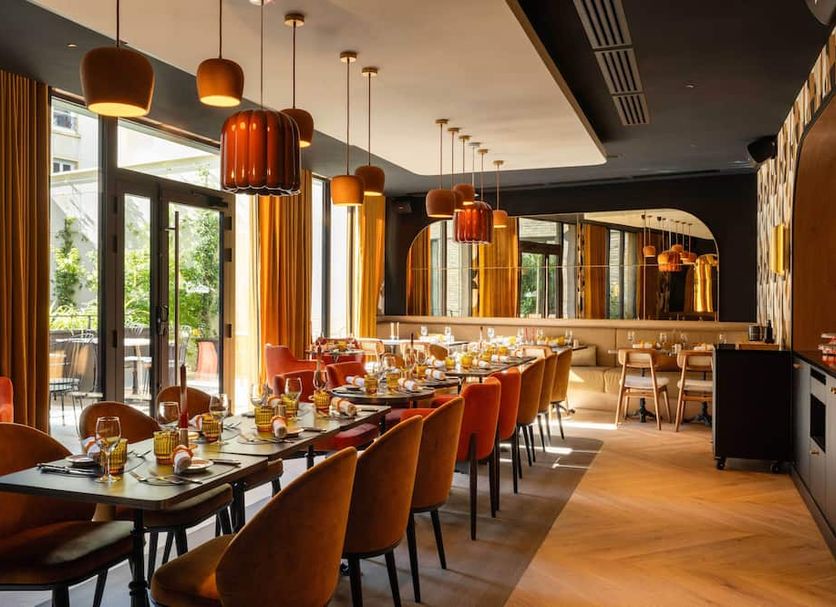 レストラン 写真