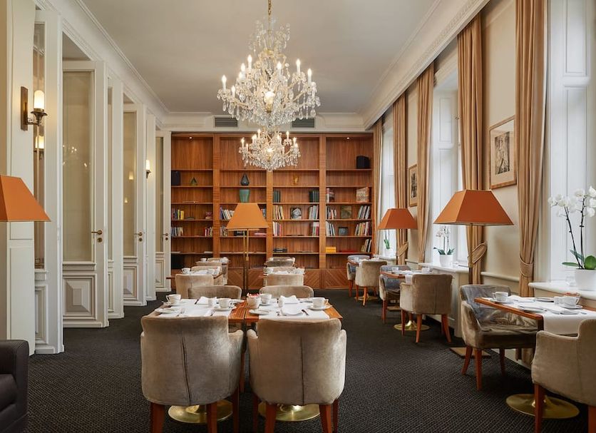 レストラン 写真