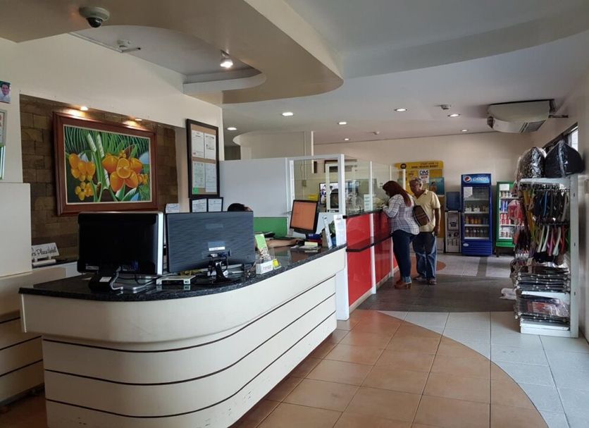 フロントデスク 写真