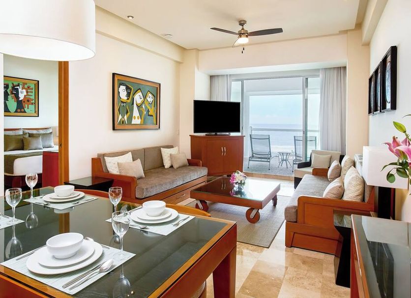 ダイニングルーム 写真