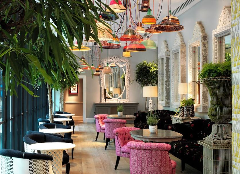 レストラン 写真