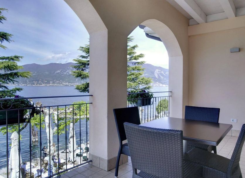 バルコニー 写真