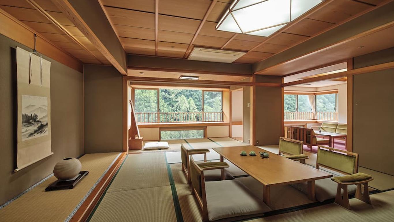 山水館 川湯みどりや
