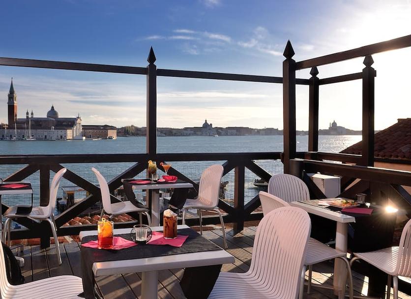 バルコニー 写真