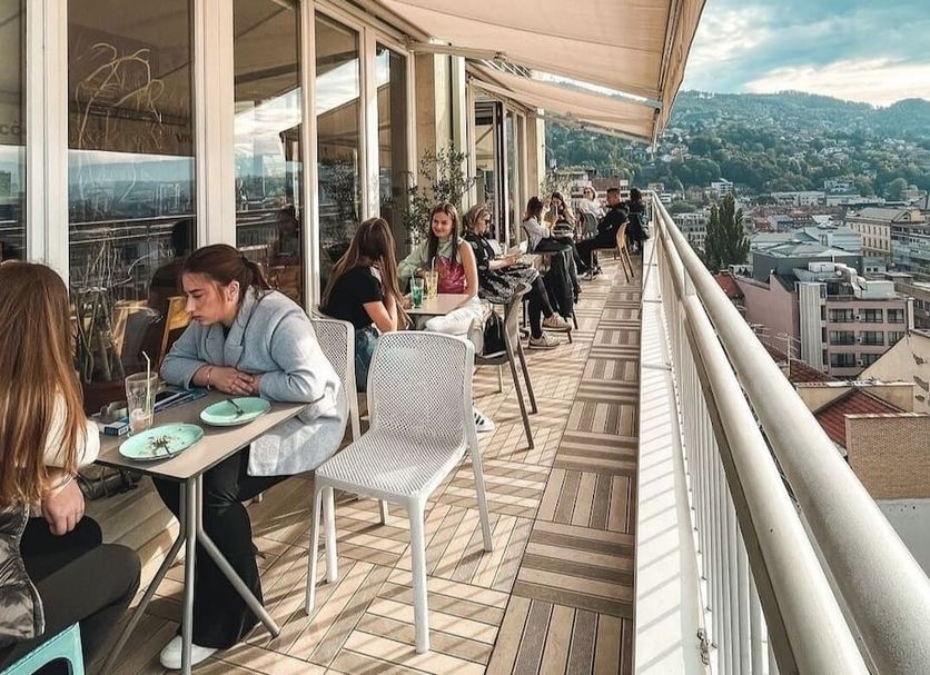 バルコニー 写真