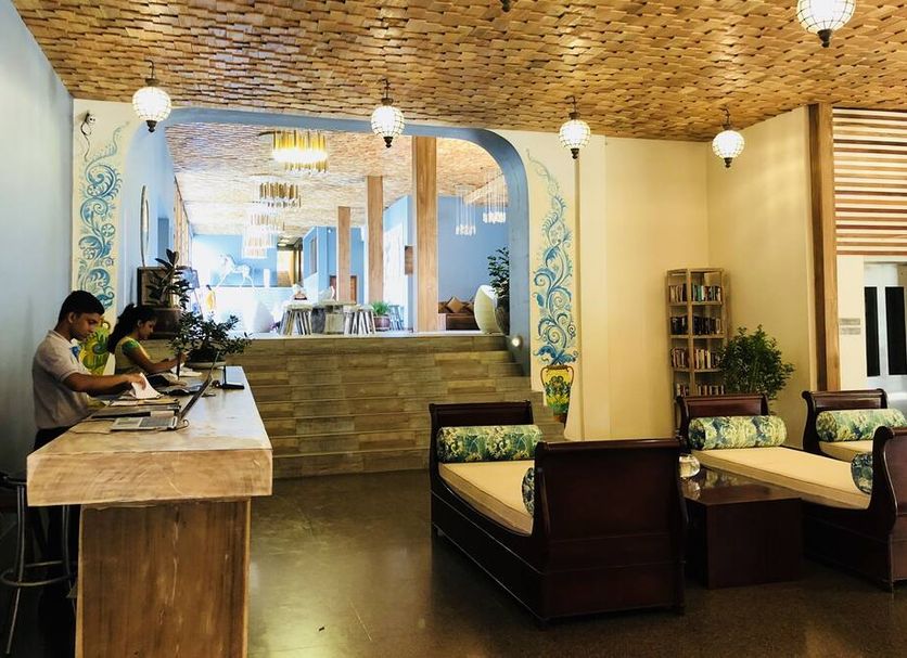 フロントデスク 写真