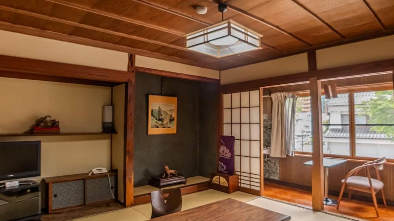 中央館 清水屋旅館