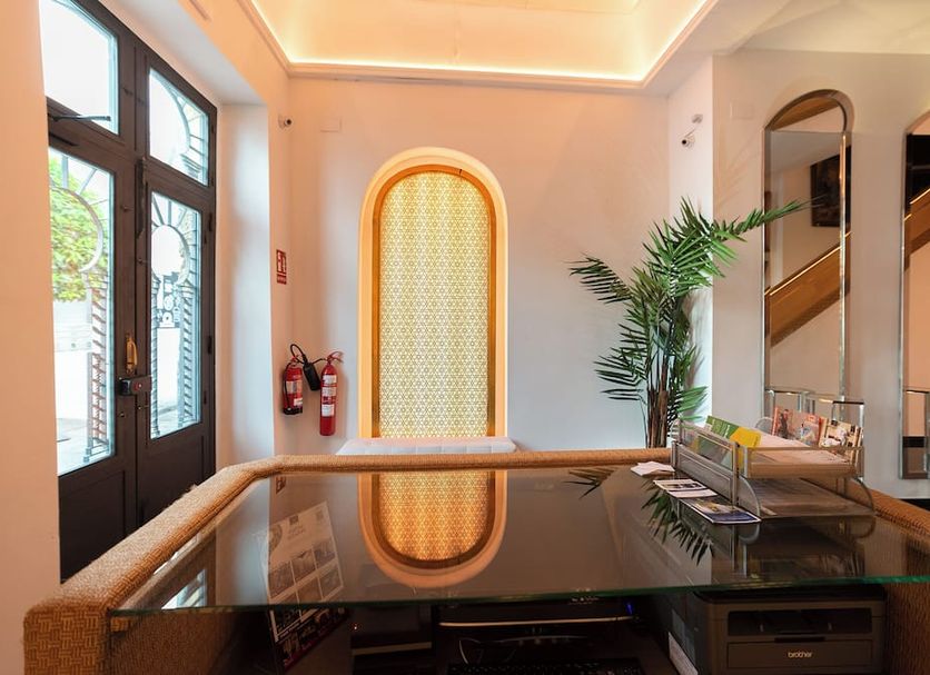 フロントデスク 写真