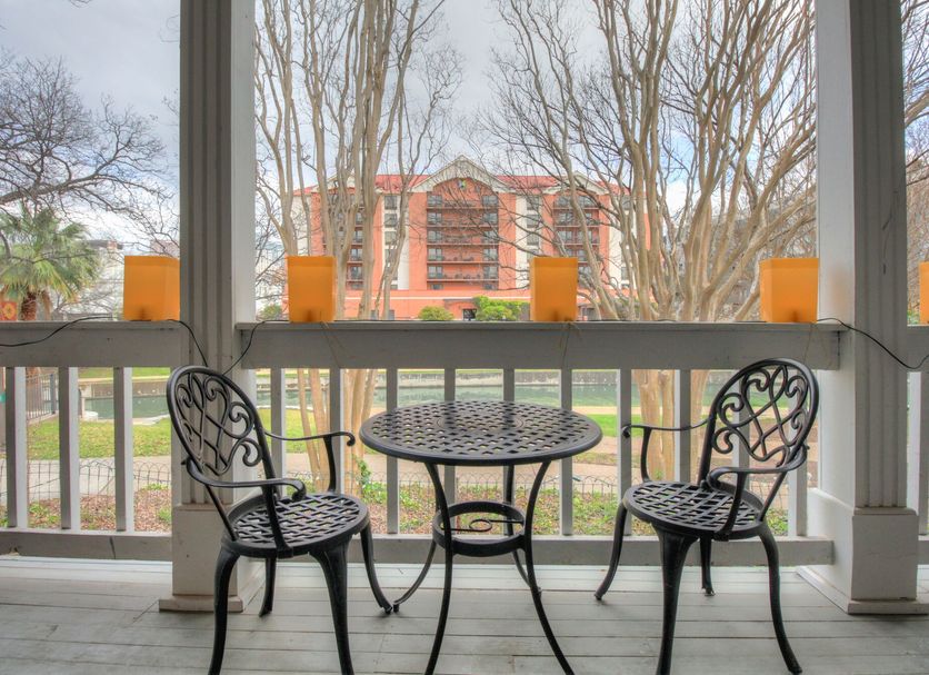 バルコニー 写真