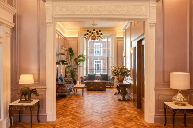 アルバニー ハウス